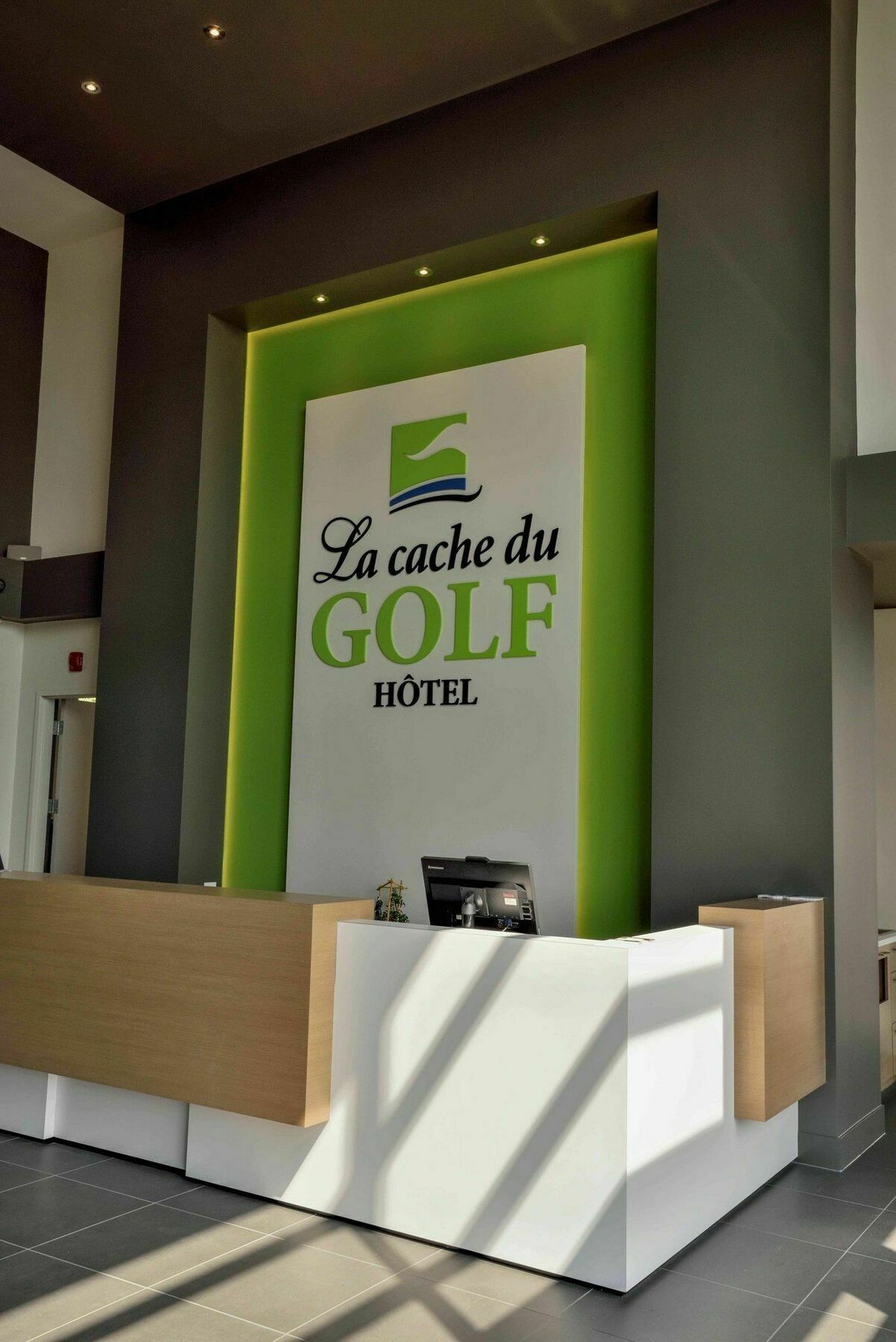 Hotel La Cache Du Golf Beauceville Exterior foto